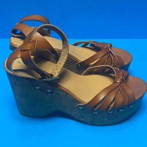Mossimo supply co  brown platform heels Women's size 8.5